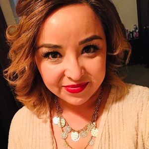 Meet your Posher, Sally